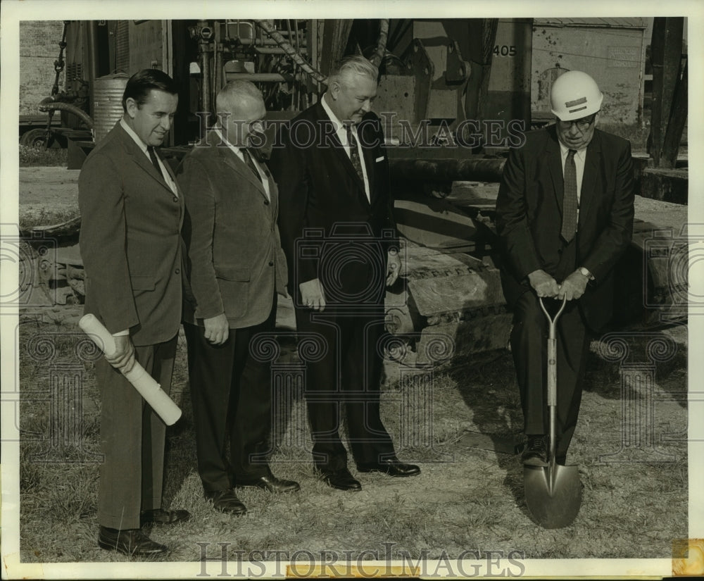 1966 Press Photo L.C. Deckbar &amp; others break ground for Woodward-Wright facility - Historic Images
