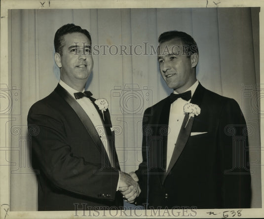 1957 Press Photo Fred J. DeBen & Jack T. Davis at Traffic Club of New Orleans - Historic Images