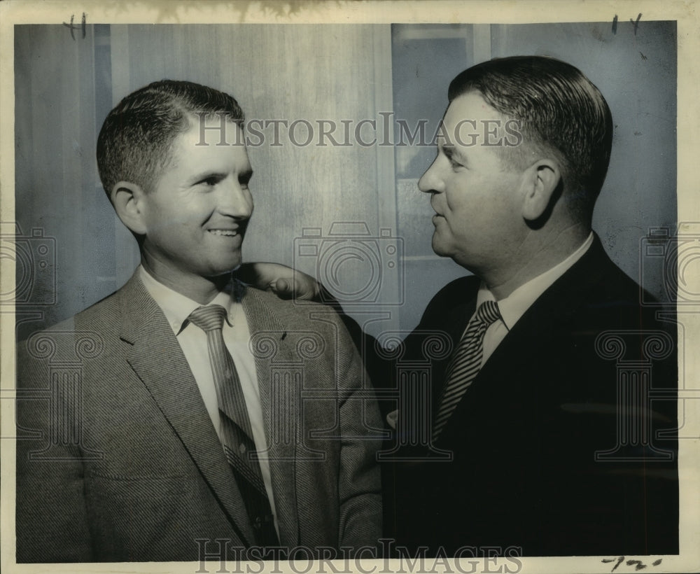 1959 Press Photo Jack De Fee of Pelicans, Inc. &amp; Joseph Boudreaux of Rotary Club - Historic Images