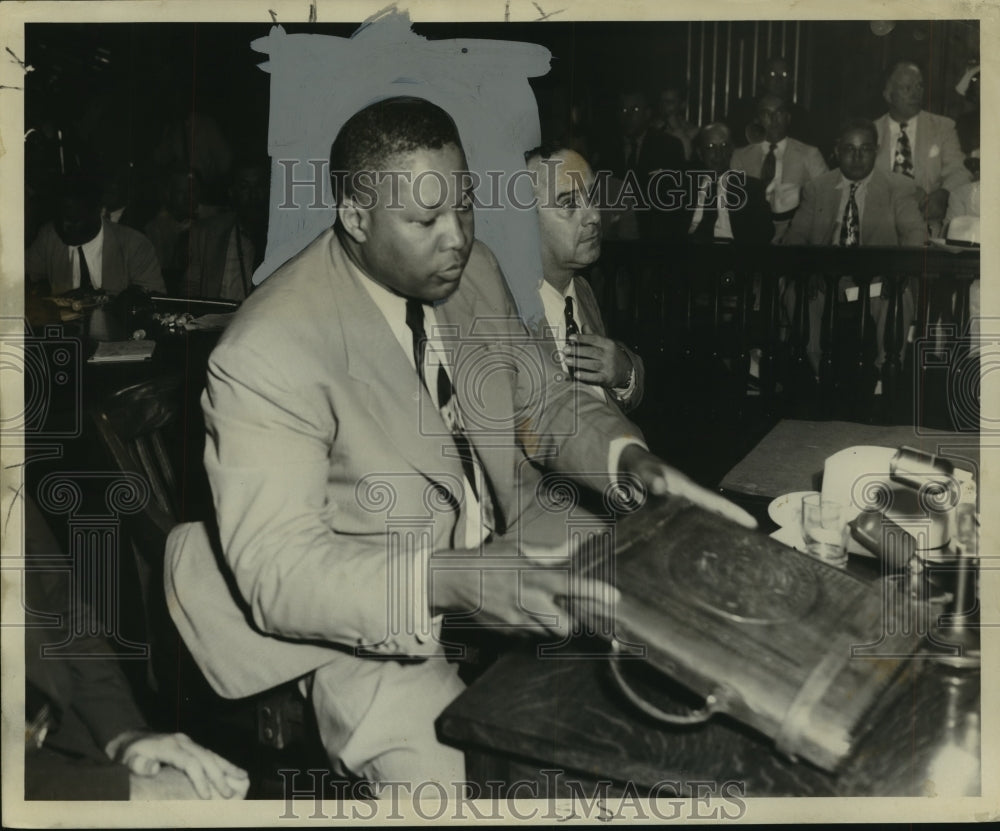 Activist Dave Dennis in Courtroom - Historic Images