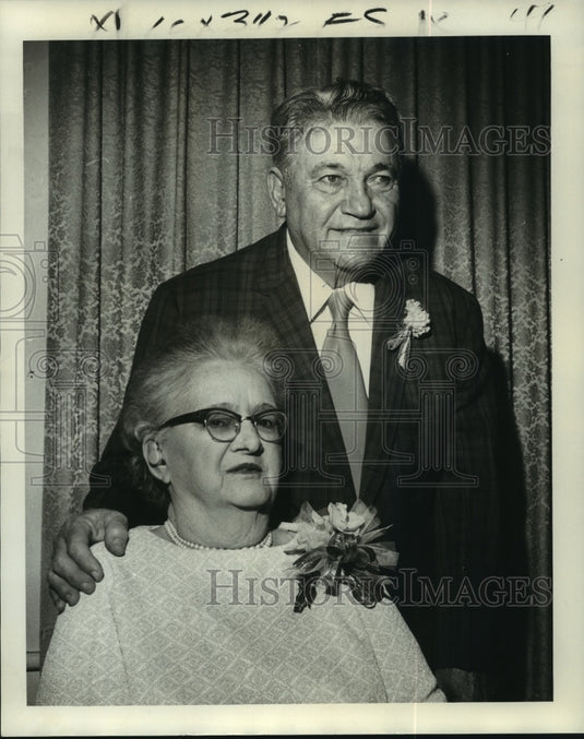 1975 Mr. & Mrs. James U. Denenea celebrate 50th wedding anniversary - Historic Images