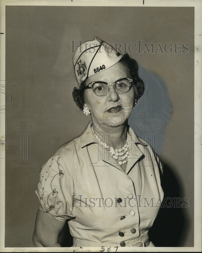 1960 Press Photo Veterans of Foreign Wars Auxiliary President Lillian Dennis-Historic Images