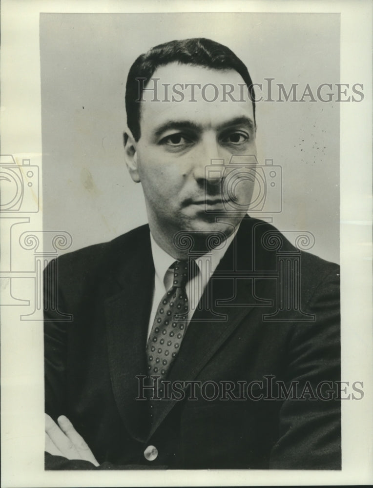 1962 Press Photo Science Editor Edwin Diamond - noa87942 - Historic Images