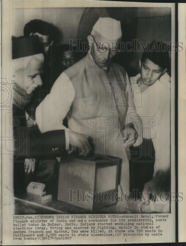 1967 Press Photo Morarji Desai, Former Finance Minister of India, Votes - Historic Images
