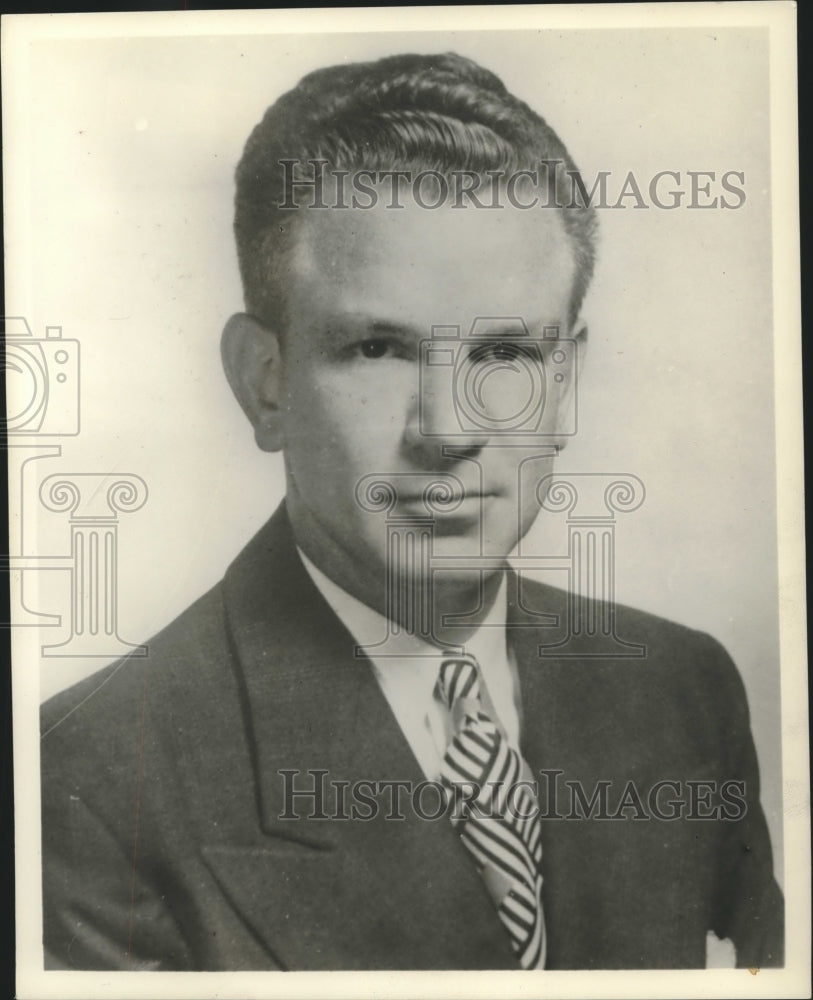 1956 Press Photo Tom De Weese, Weyerhaeser Company - noa88154 - Historic Images