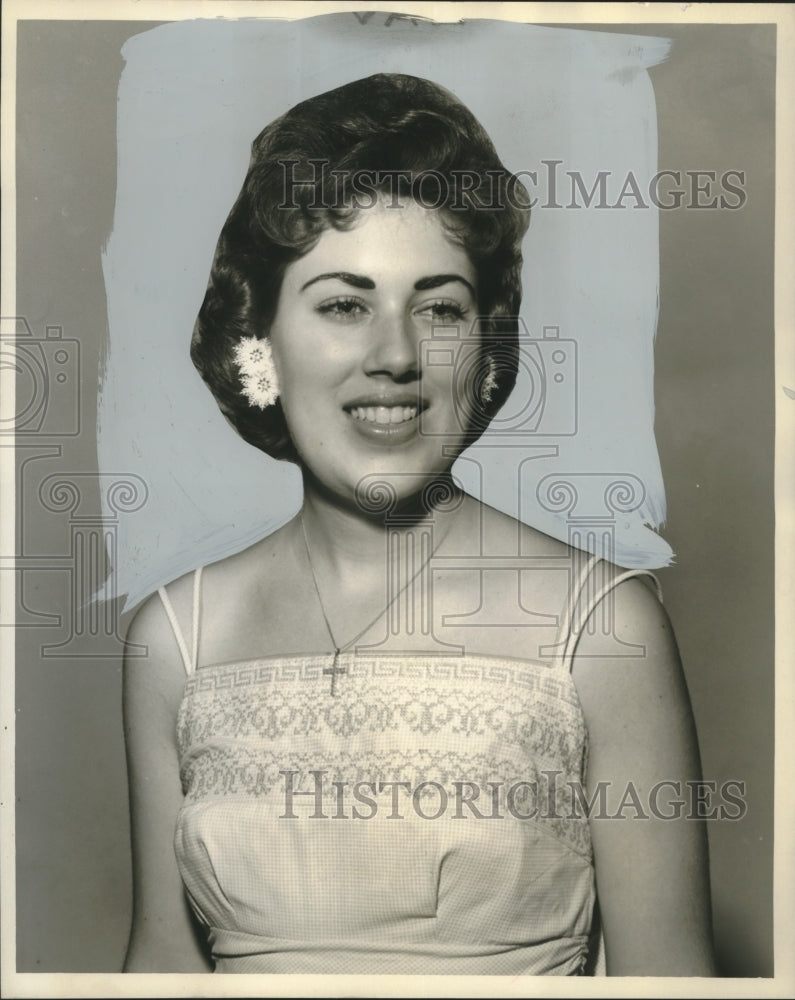 1959 Press Photo Odelia Demonn of Sacred Heart High School - noa88470-Historic Images