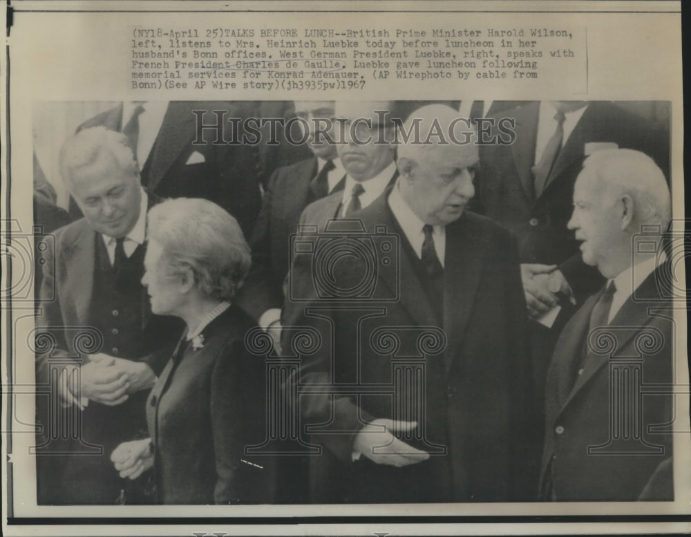 1967 Press Photo Group meets in Heinrich Luebke&#39;s office for luncheon, Germany - Historic Images