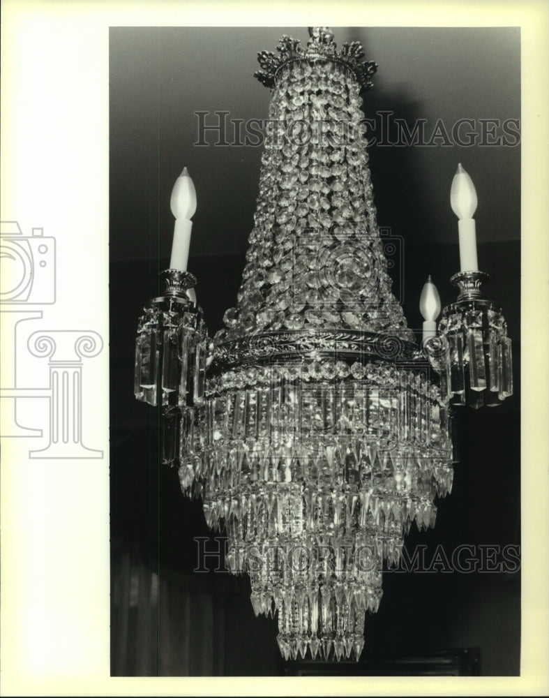 Press Photo Turn of the Century Chandelier in the Degas House, New Orleans, LA - Historic Images