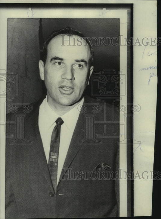 1966 Press Photo Robert Boliviar Depuge, Right-Wing Leader in Northeastern US - Historic Images