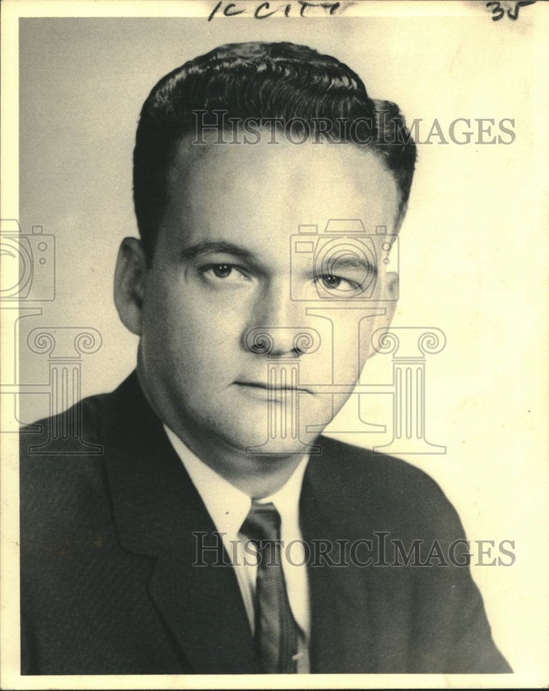 1959 Press Photo Fred Dent Jr. seeks the post of register of the state land - Historic Images