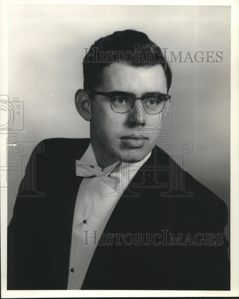 1963 Press Photo William Dugan, piano instructor at Xavier University - Historic Images