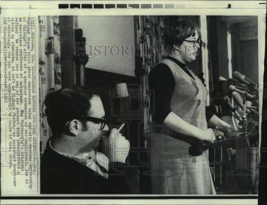 1969 Press Photo Marlene Dixon refuses University of Chicago's 1 year extension - Historic Images