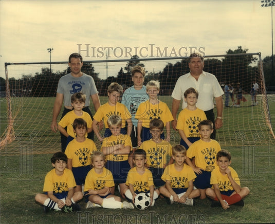1990 Press Photo Girard Cosmos Soccer Team Members With Their Coaches - Historic Images