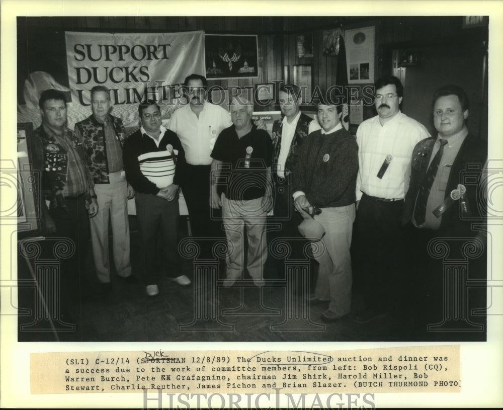 1989 Press Photo Committee Members of the Ducks Unlimited Club At Auciton Dinner - Historic Images