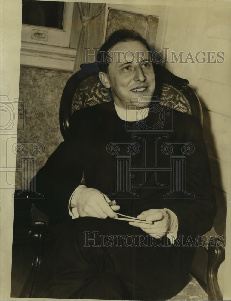 1941 Rev. Dossogne, a Belgian priest says Germans have a low morale - Historic Images