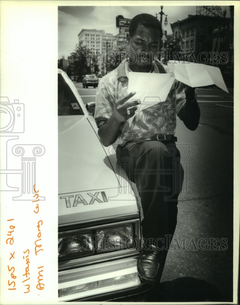 1994 Press Photo Lucier Doreulier, local New Orleans Cab Driver - noa93756 - Historic Images