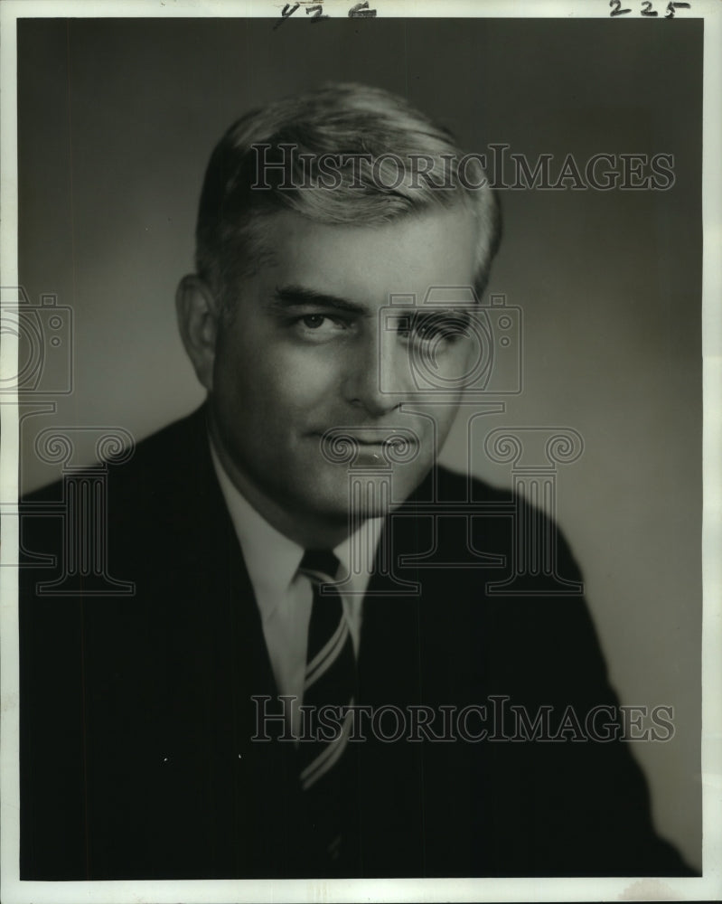 1967 Press Photo Businessman and Civic Leader Streuby L. Drumm - noa93884 - Historic Images
