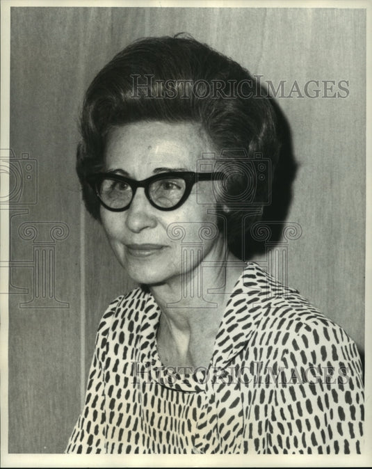 1968 Press Photo Sara Mayo Hospital Guild - Mrs. James DuBos, President - Historic Images
