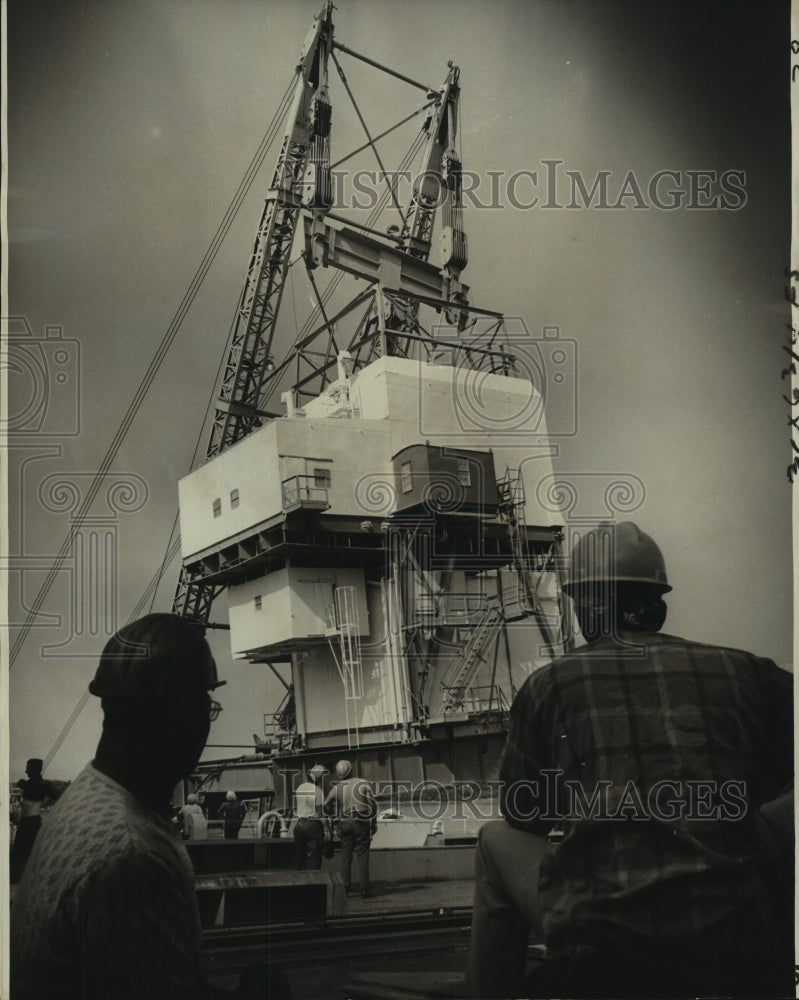 1975 Drilling rig loaded on Seabee Tillie Lykes at lines terminal.-Historic Images