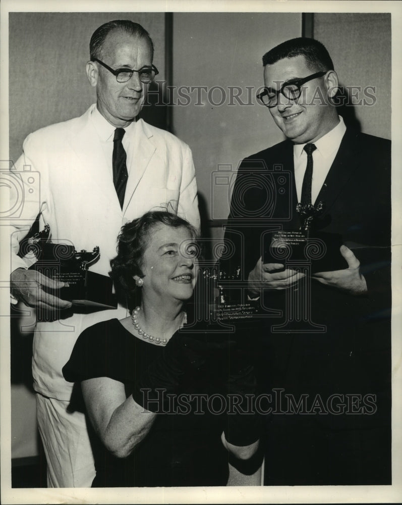 1962 Press Photo Warren Ogden and Clarence Doucet, Times-Picayune winners. - Historic Images