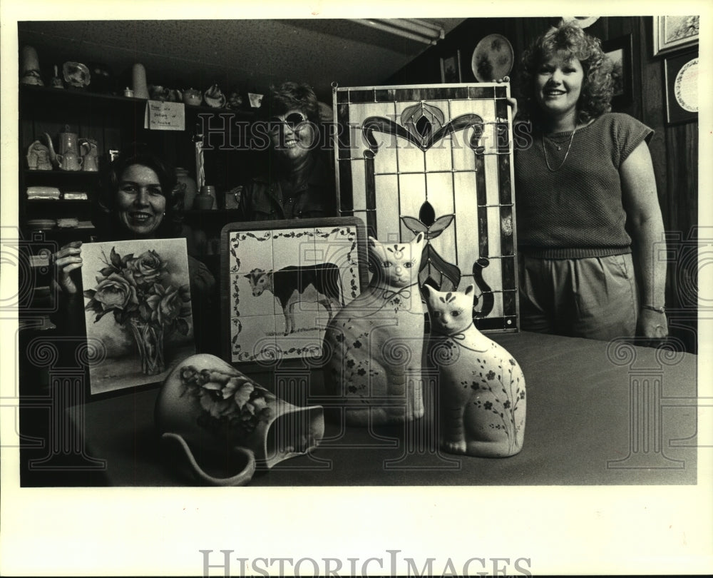 1985 Press Photo Betty L. Dossett named Senior Vice President at First Bank. - Historic Images