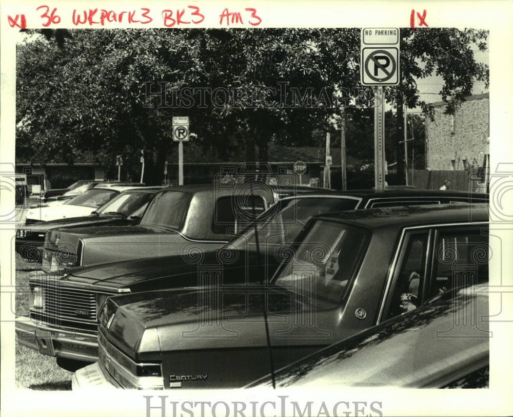 1986 Press Photo Parking lot area at East Jefferson General Hospital in Metairie - Historic Images