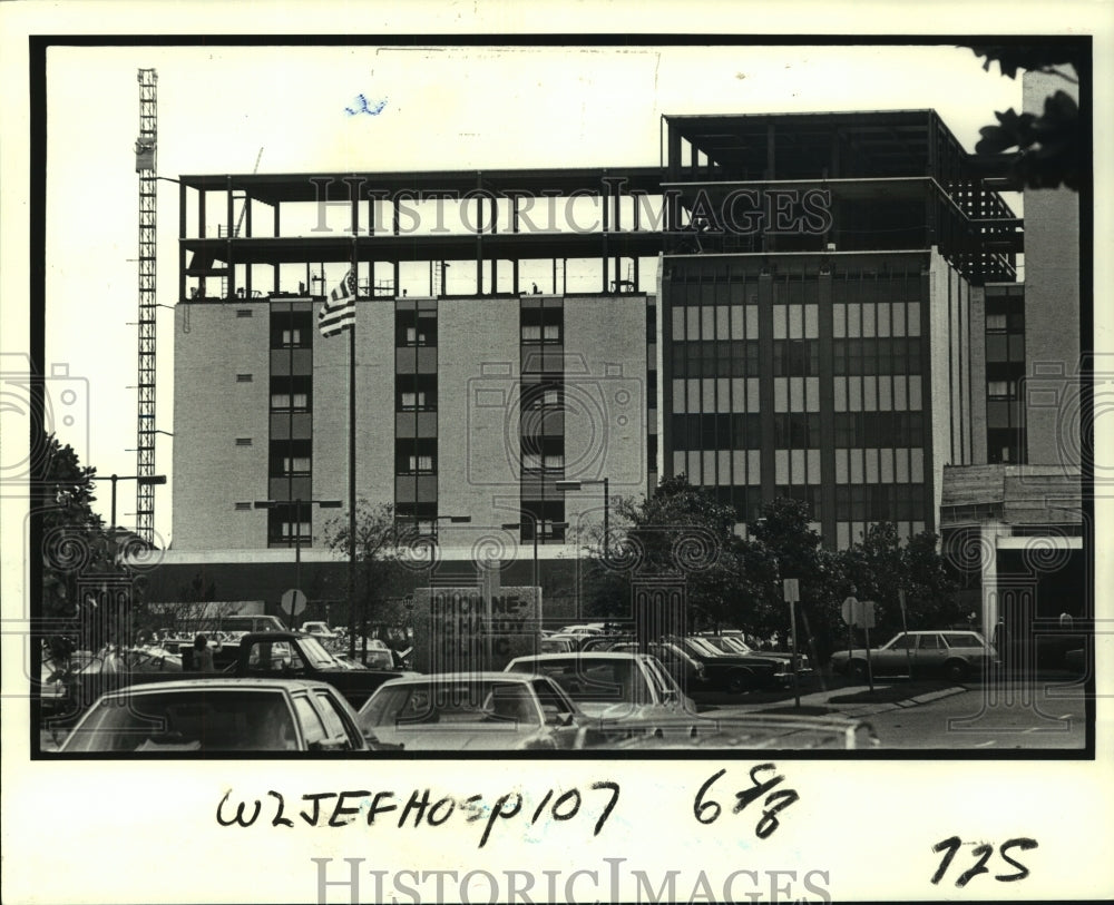 1983 Press Photo $25 million expansion is under way at East Jefferson General - Historic Images