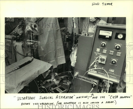 1984 Press Photo Ultrasonic Surgical Aspirator Machine at East Jefferson General - Historic Images