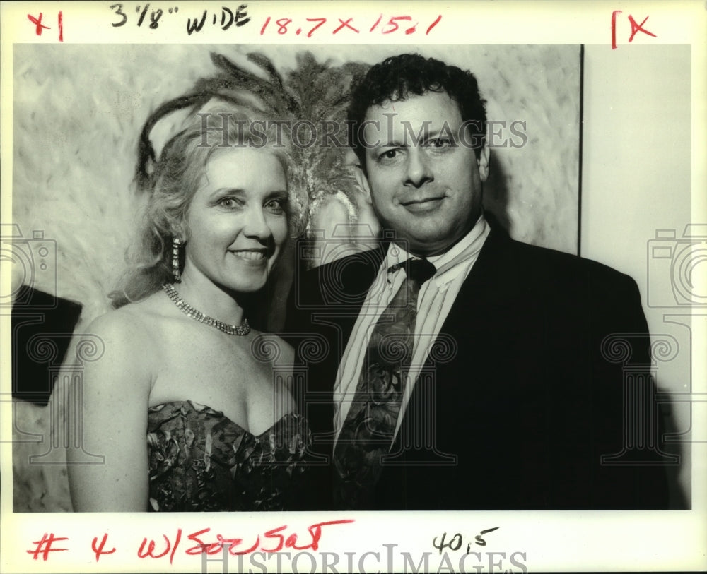 1994 Press Photo Christine &amp; Cantor Stephen Dubov at Touro Synagogue Event - Historic Images