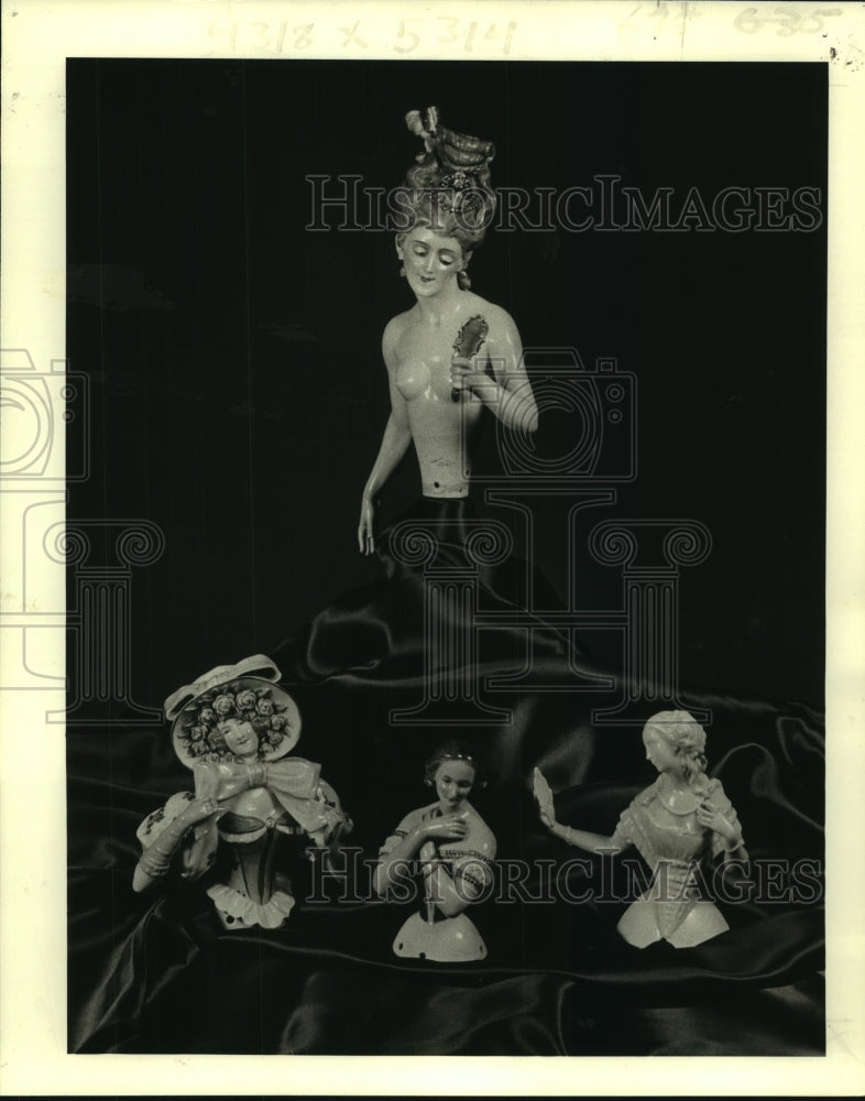 1981 Press Photo Rare half-dolls featured at annual show by doll collectors - Historic Images