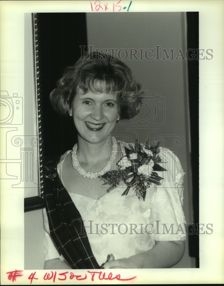 1994 Press Photo Nancy DuPont at the Calondonian party - noa95492 - Historic Images