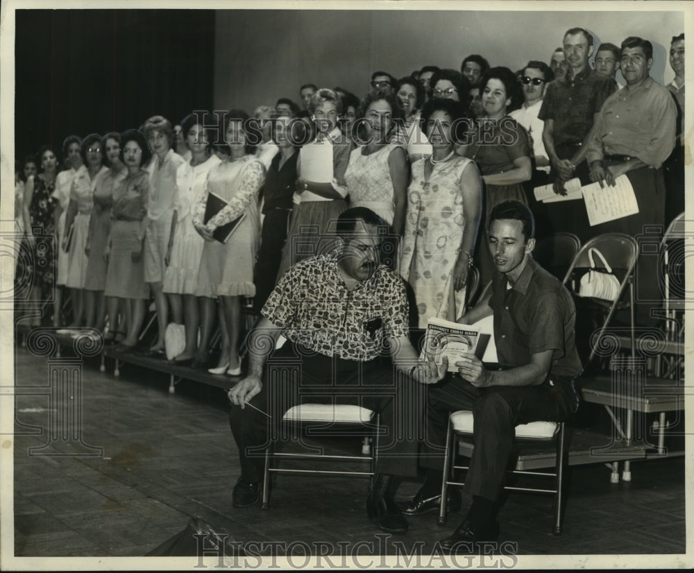 1964 Press Photo Peter Dombourian, Bill Miller Direct New Orleans Summer Pops - Historic Images