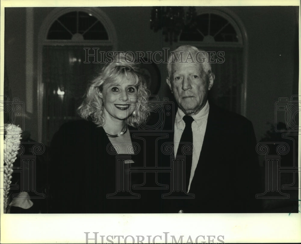 1988 Press Photo Suzanne Dorsey &amp; Marion &quot;Hoss&quot; Kessler at Party on Argonne - Historic Images