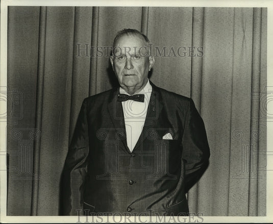 1967 Press Photo Avondale Shipyards Safety Director James R. O'Donnell - Historic Images
