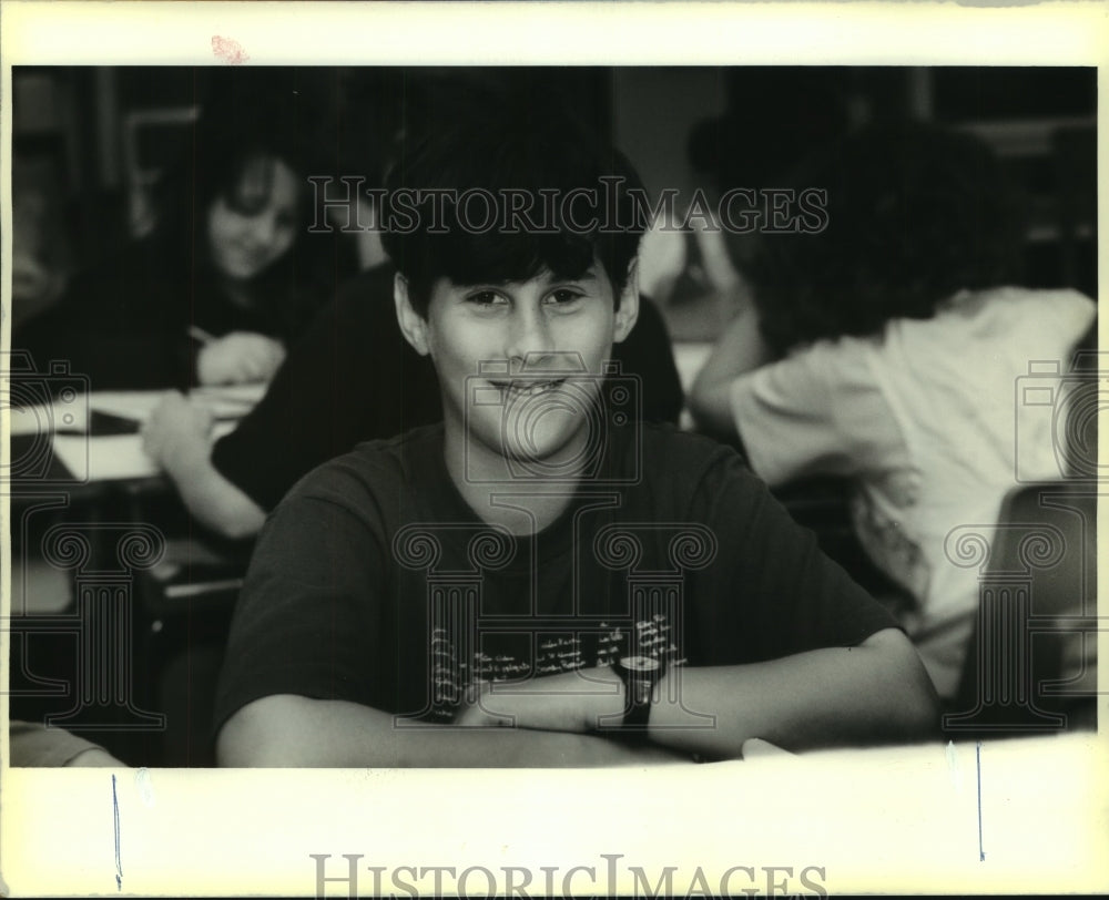 1990 Press Photo Daniel Hammer wins award at Edward Haynes Elementary School - Historic Images