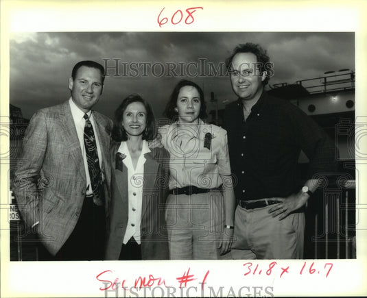 1993 Press Photo John and Kathy Eastman & others at Julia Jump event. - Historic Images