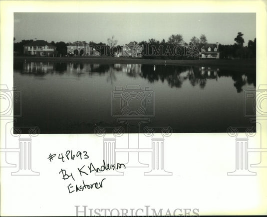 1995 Press Photo Eastover Subdivision, Viewed Across Lake, New Orleans, LA - Historic Images