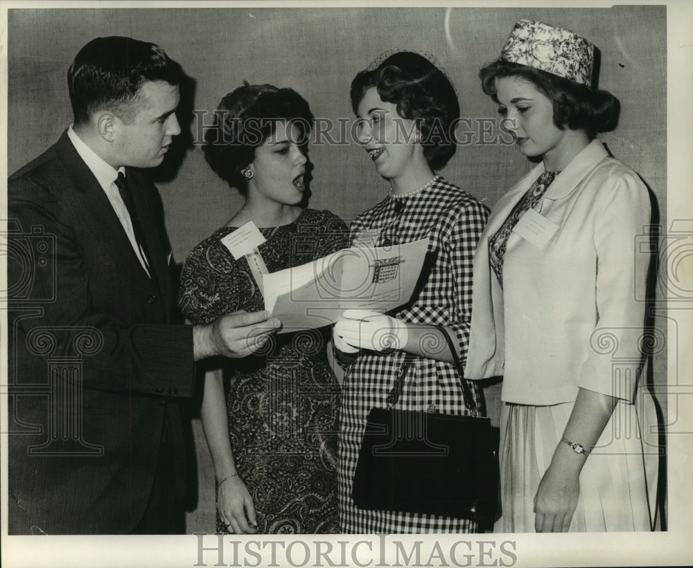 1961 Four participants in the F.B.L.A. convention - Historic Images