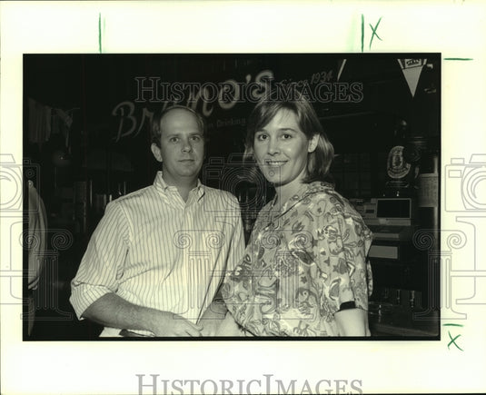 1989 Press Photo Mr. and Mrs. du Quesnay at Tri Delta Bastille party - noa96458 - Historic Images