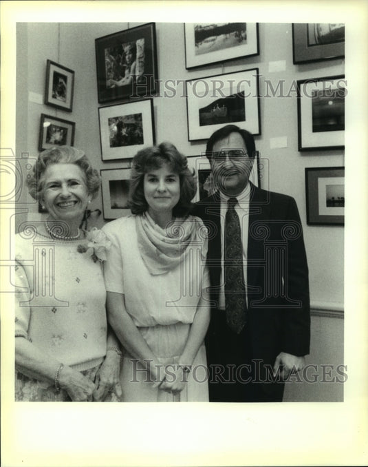 1989 Press Photo Jack Swanson Memorial Photography Exhibit - noa98098 - Historic Images