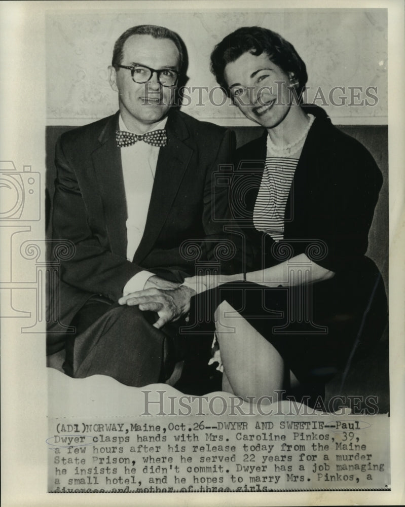 1959 Press Photo Paul Dwyer with Caroline Pinkos after his release from prison - Historic Images