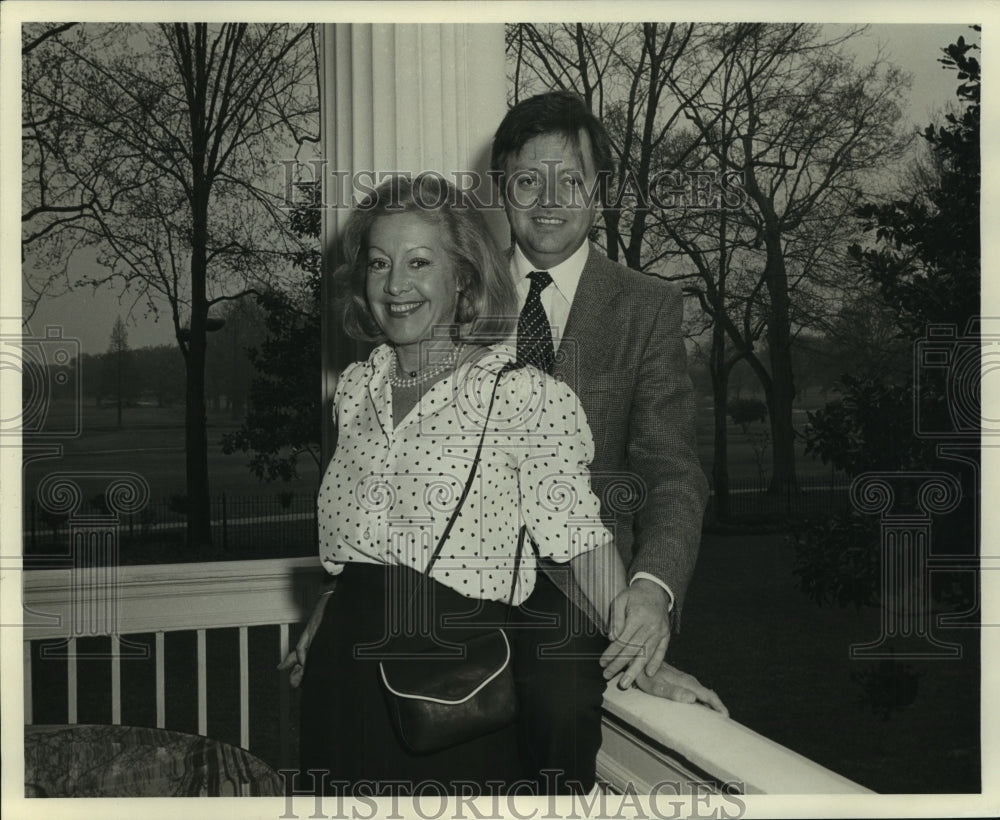 1980 Press Photo Mr. and Mrs. Phillipe Entremont on Porch - noa98405 - Historic Images