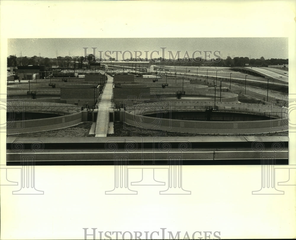 1988 Press Photo View of Elmwood Business park sewerage treatment plant - Historic Images