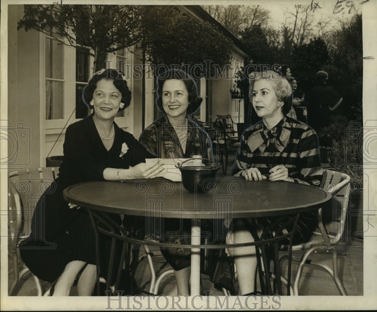 1961 Press Photo De Paul Hospital Guild's annual Fashion Fete Committee Meeting-Historic Images