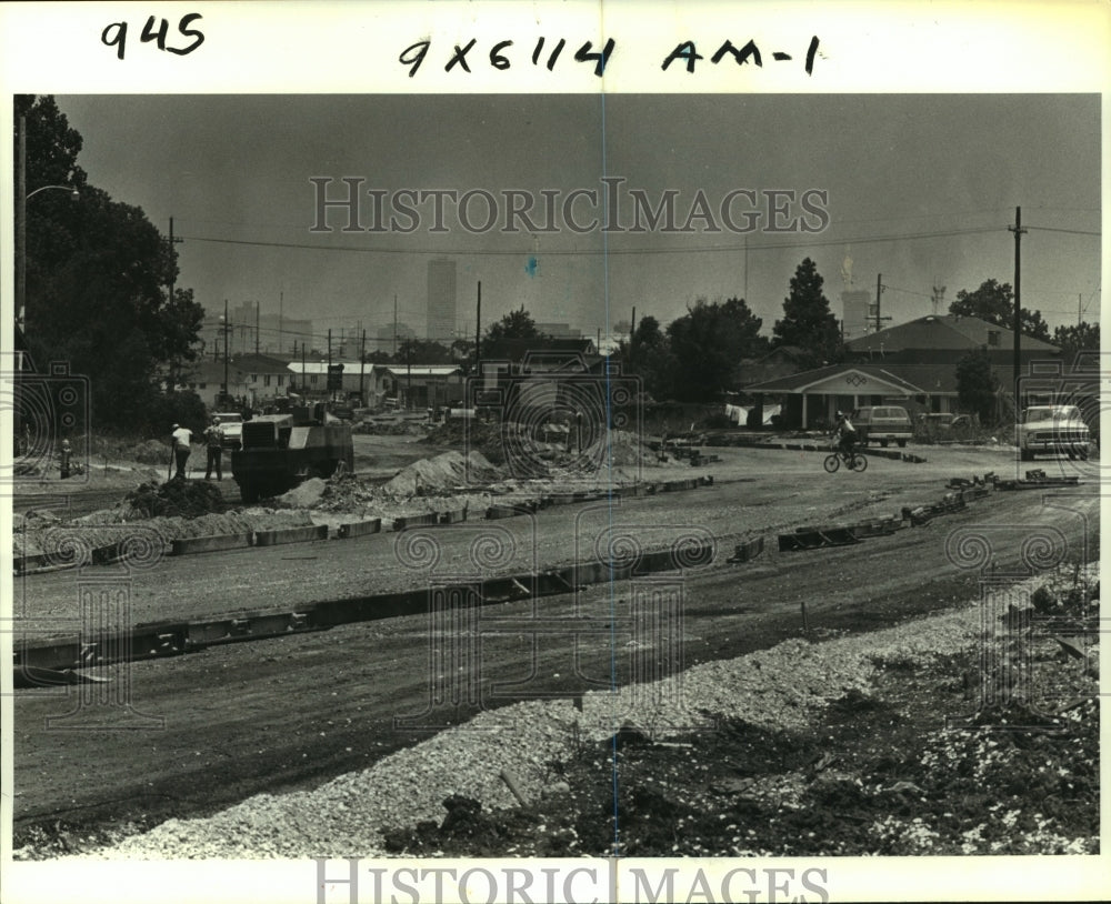 1980 Press Photo Construction site for Earhart Boulevard Project - noa98544 - Historic Images