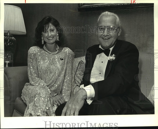1986 Press Photo Becky Patterson and Moon Landrieu at A Child's Wish event - Historic Images