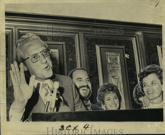 1973 Press Photo New Orleans Mayor Moon Landrieu and Others - noa98573 - Historic Images