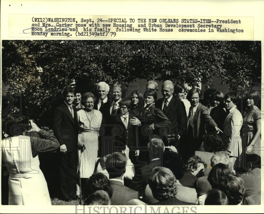 1979 Press Photo President and Mrs. Carter with Moon Landrieu and Family - Historic Images