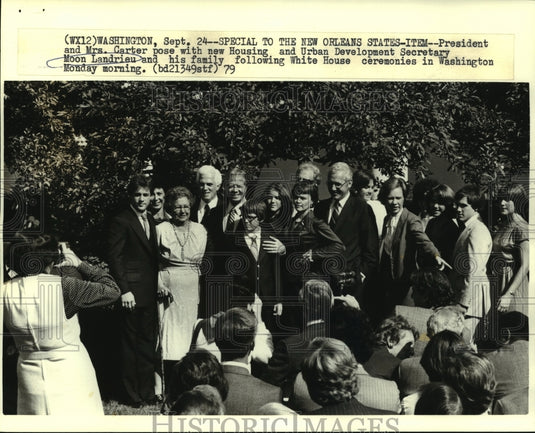 1979 Press Photo President and Mrs. Carter with Moon Landrieu and Family - Historic Images