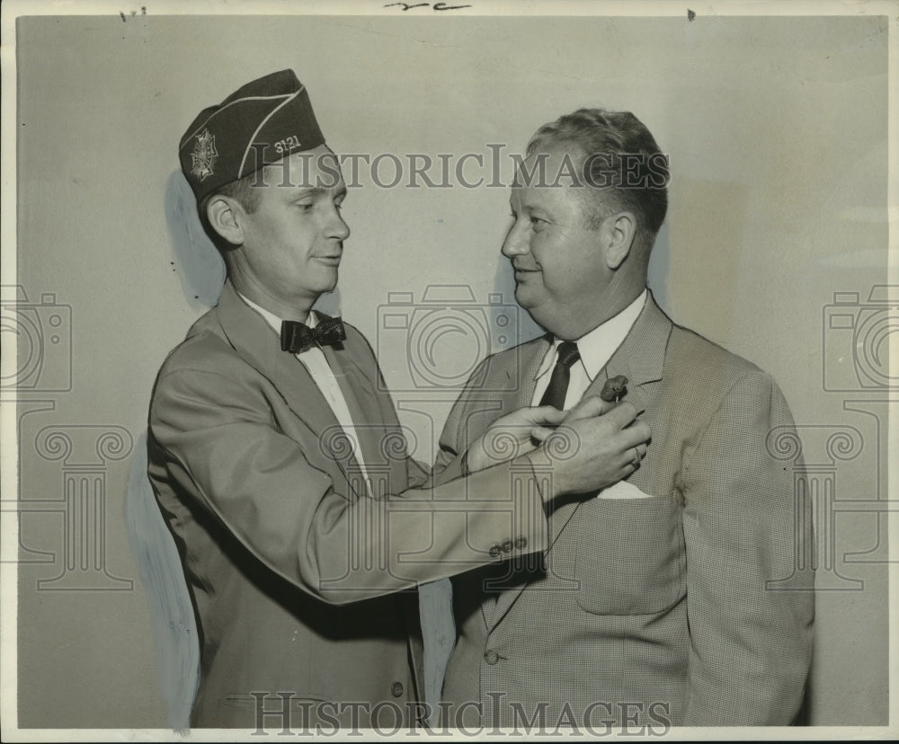 1957 Press Photo - noa98716-Historic Images